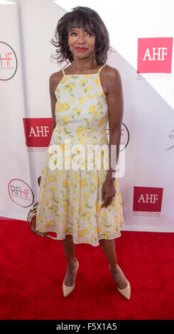 Robi Reed's 13th Annual Sunshine au-delà de l'été - Tapis rouge avec des arrivées : Jonelle Allen Où : Woodland Hills, California, United States Quand : 13 Oct 2015 Banque D'Images