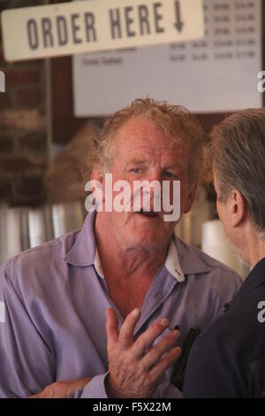 Nick Nolte a le déjeuner à Beverly Hills sur son propre avec : Nick Nolte Où : Los Angeles, California, United States Quand : 15 sept 2015 Banque D'Images