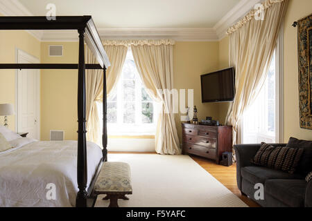 Chambre de maître avec vue. Deuxième étage (supérieur). Clifton Place, d'Irvington, United States. Architecte : Detlef Lienau, 1852. Banque D'Images