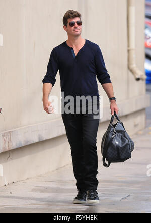 Robin Thicke à ABC Studios pour Jimmy Kimmel Live ! Avec : Robin Thicke Où : Los Angeles, California, United States Quand : 21 Oct 2015 Banque D'Images