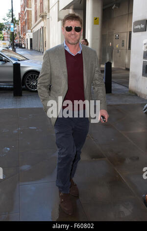 Sean Bean en arrivant à la BBC Radio 1 studios pour promouvoir le nouveau film, "Le Martien" qui créations à Londres ce soir. Avec : Sean Bean Où : London, Royaume-Uni Quand : 24 Oct 2015 Banque D'Images