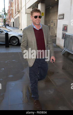 Sean Bean en arrivant à la BBC Radio 1 studios pour promouvoir le nouveau film, "Le Martien" qui créations à Londres ce soir. Avec : Sean Bean Où : London, Royaume-Uni Quand : 24 Oct 2015 Banque D'Images