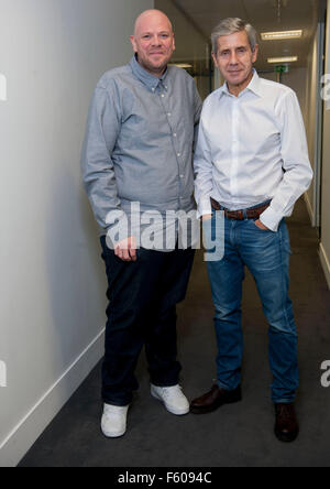 Stuart Rose et Tom Keegan juges pour nouvelle concurrence Ocado de trouver de nouvelles affaires alimentaire pour le distributeur alimentaire en ligne. Photo de M & C Saatchi 15 bureaux de Golden Square London W1 Banque D'Images