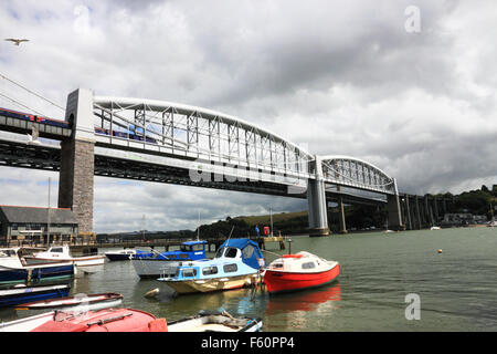 Royal Albert Bridge, rivière Tamar, Saltash, Cornwall. Banque D'Images