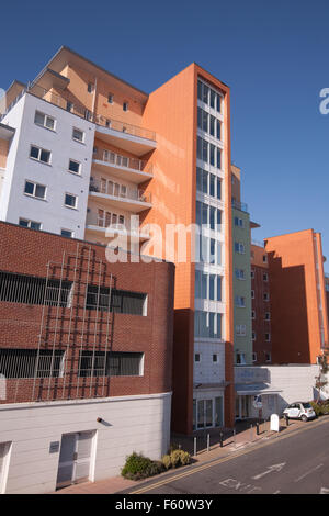 Appartements dans le centre de Poole, Dorset, Angleterre, Europe. Poole est l'une des plus cher l'immobilier à l'Angleterre. © Paul Quay Banque D'Images