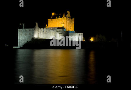 Le Château d'Eilean Donan, Dornie, Kyle of Lochalsh, Ecosse, Royaume-Uni Banque D'Images