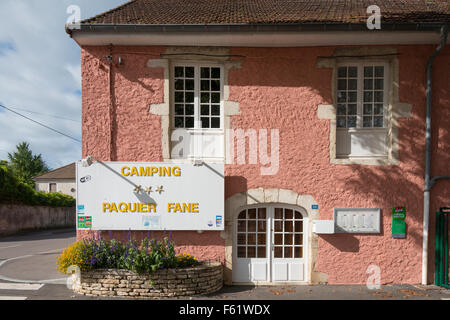 L'entrée du camping Paquier Fane camping à Val de Vesle France Banque D'Images