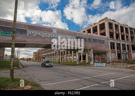 Detroit, Michigan - l'usine Packard abandonnées depuis longtemps. Banque D'Images