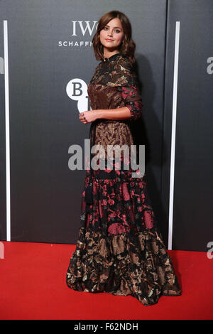 Dîner de gala organisé LUMINEUX BFI à Guildhall - Arrivées en vedette : Jenna Coleman Où : London, Royaume-Uni Quand : 06 Oct 2015 Banque D'Images