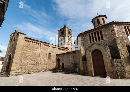 Église de Santa Eugenia de Berga. D'époque romane. Banque D'Images