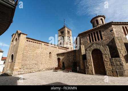 Église de Santa Eugenia de Berga. D'époque romane. Banque D'Images