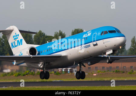 KLM Cityhopper Fokker 70 Banque D'Images