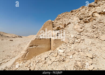 Coin sud-ouest de la pyramide de l'UNAS montrant l'enveloppe, à la nécropole de Sakkarah aussi connu sous le nom de Saqqara Égypte Banque D'Images