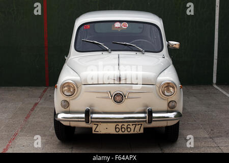 Seat 800, fabriqué en Espagne sous licence Fiat. Banque D'Images