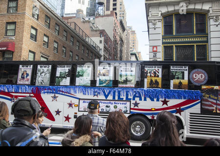 New York, USA. 11Th Nov, 2015. Les anciens combattants de toutes les guerres et de représentation avec la participation des Etats-Unis en mars le Veteran's Day Parade à New York. Crédit : David Grossman/Alamy Live News Banque D'Images