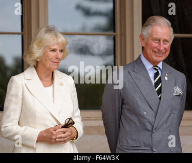 Sydney, Australie. Le 12 novembre 2015. Le Prince Charles, prince de Galles (à droite) et Camilla (à gauche), duchesse de Cornouailles photographié à la réception du gouvernement à la Chambre à Sydney. Credit : MediaServicesAP/Alamy Live News Banque D'Images