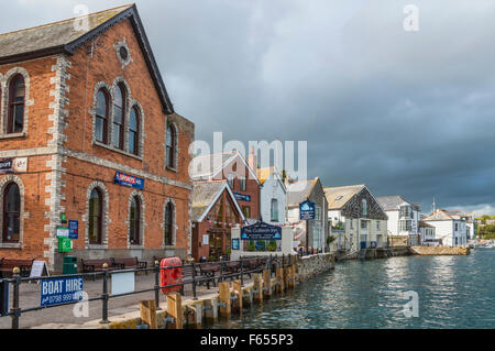 Défilé du port de Fowey, Cornouailles, Angleterre, Royaume-Uni Banque D'Images