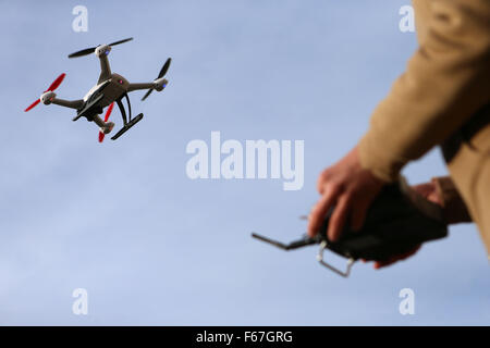 Illustration générique sur le thème de loisirs de véhicules aériens sans pilote (drones), janvier 2015 Banque D'Images