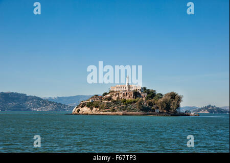 L'île d'Alcatraz, CA - Nov 6, 2015 : l'île d'Alcatraz est connu pour Alcatraz prison fédérale et il est maintenant un touriste destinatio Banque D'Images