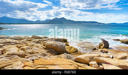 La côte près de Lumio, en Balagne, Corse, France Banque D'Images