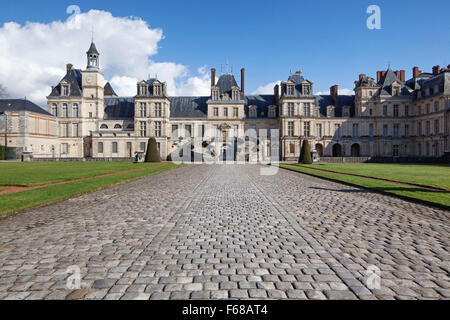 Fontainebleau, France - 16 août 2015 : vue extérieure de Le Château de Fontainebleau Château de Fontainebleau ( ). Banque D'Images