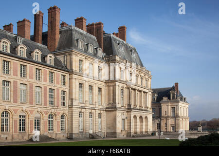 Fontainebleau, France - 16 août 2015 : vue extérieure de Le Château de Fontainebleau Château de Fontainebleau ( ). Banque D'Images