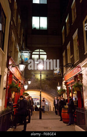 Le navire et la pelle pub à Craven Passage, Charing Cross, Londres Banque D'Images