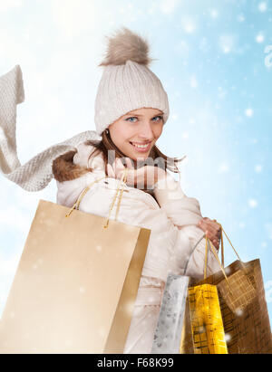 Lovely woman with shopping bags Banque D'Images