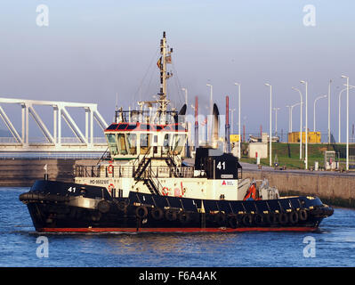 Remorqueur remorqueur (41, 2012) - IMO 9602100 - 06105320 Berendrechtsluis, ENI, Port d'Anvers pic4 Banque D'Images