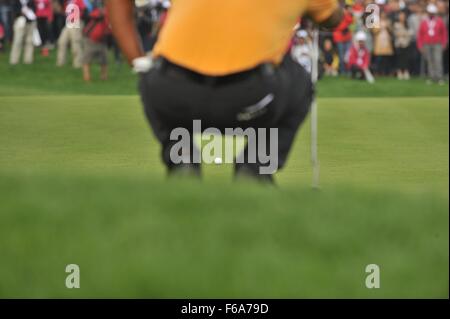 Shanghai, Chine. 15 Nov, 2015. THONGCHAI JAIDEE de la Thaïlande au cours de la journée 4 de la BMW Masters à Lake Malaren Golf Club à Shanghai. Credit : Marcio Machado/ZUMA/Alamy Fil Live News Banque D'Images