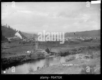 Voir à plus de Taumarunui, avec la rivière de la Ongarue Banque D'Images