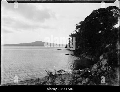 Vue de l'île de Rangitoto de St Heliers Bay, Auckland Banque D'Images