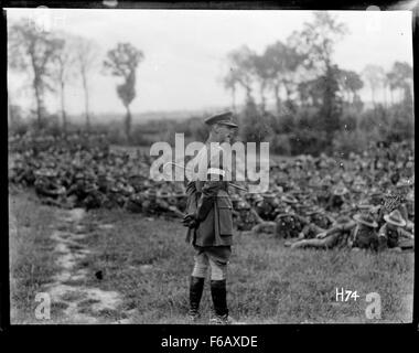 Général Godley traite de troupes après la bataille de Messines Banque D'Images