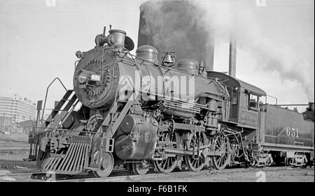 [St. Louis Le sud-ouest, la Locomotive No 651 avec de tendres] Banque D'Images