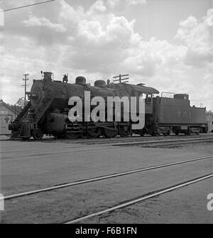 [St. Louis Le sud-ouest, la Locomotive No 751 avec de tendres] Banque D'Images