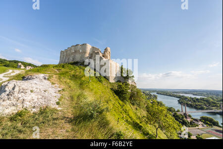 Château Gaillard, les ruines d'un château médiéval construit par le roi Richard I donnant sur la Seine, Les Andelys, Normandie, France Banque D'Images