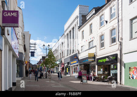 Zone piétonne, rue Union, Aldershot, Hampshire, England, United Kingdom Banque D'Images