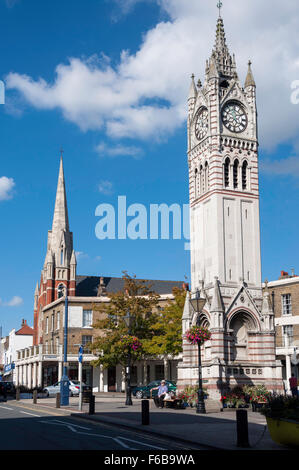 Gravesend Tour de l'horloge et l'Église méthodiste, Milton Road, Gravesend, Kent, Angleterre, Royaume-Uni Banque D'Images