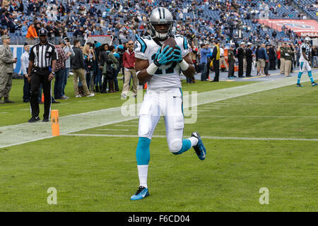 Nashville, Tennessee, USA. 15 Nov, 2015. Panthers receveur Ted Ginn # 19 se réchauffe dans un match contre les Tennessee Titans le 15 novembre 2015, chez Nissan Stadium à Nashville, Tennessee. Les Panthère défait les Titans 27-10. Margaret Bowles/CSM/Alamy Live News Banque D'Images