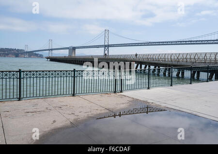 Oakland Bay Bridge, San Francisco, California, USA Banque D'Images