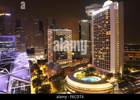 L'hôtel Pan Pacific à Singapour. L'hôtel moderne de cinq étoiles hôtel donne sur la baie de Plaisance. Banque D'Images