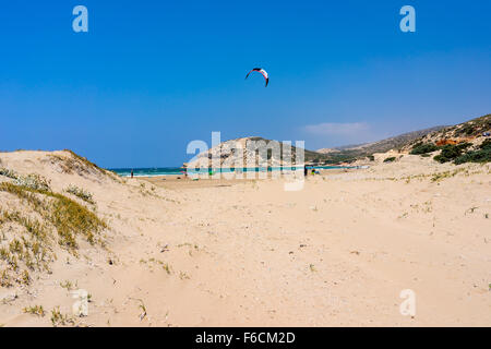 La plage de sable doré à Prasonisi sur l'île de Rhodes Dodécanèse Grèce Europe Banque D'Images