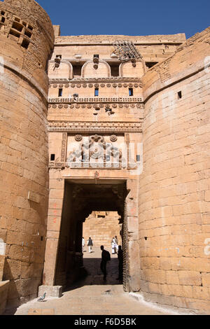 Suraj pol porte de fort sonar, Jaisalmer, Rajasthan, Inde, Asie Banque D'Images