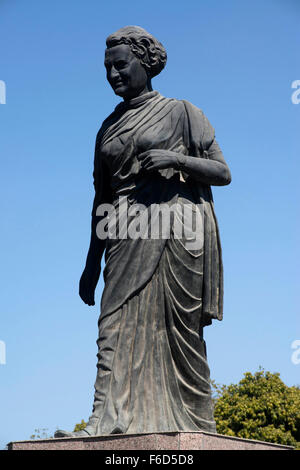 Statue de la première ministre Indira Gandhi dans un parc public, Bikaner, Rajasthan, Inde, Asie Banque D'Images