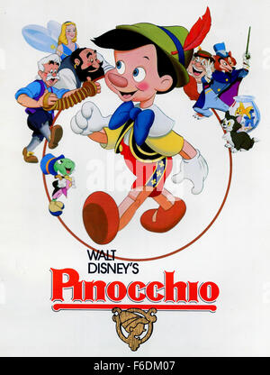 DATE DE SORTIE : 9 février 1940. Titre du film : Pinocchio. STUDIO : Walt Disney Productions. PLOT : Inventeur Gepetto crée une marionnette en bois appelé Pinocchio. Son souhait qu'un vrai petit garçon, Pinocchio est subitement accordée par une fée. La fée Jiminy Cricket attribue à agir comme Pinocchio'sconscience et de le garder hors de l'ennui. Jiminy n'est pas trop bien réussi dans cette entreprise et la plupart du film est passé avec Pinocchio de profondeur en difficulté. Sur la photo : . Banque D'Images