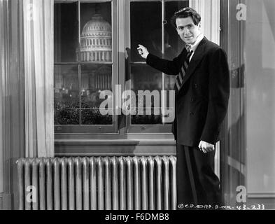 Publié : Mai 17, 1939 - Film Original Title : Monsieur Smith au Sénat. Photo : JAMES STEWART. Banque D'Images