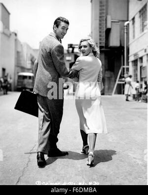 Publié : Mai 17, 1939 - Film Original Title : Monsieur Smith au Sénat. Photo : JAMES STEWART, JEAN ARTHUR. Banque D'Images