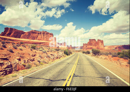 Route panoramique, aux tons Vintage travel concept photo, USA. Banque D'Images