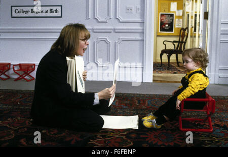 Sep 17, 1987 ; New York, NY, USA ; Diane Keaton que J.C. Dans l'romantice Wiatt comédie film ''Baby Boom'' réalisé par Charles Shyer. Banque D'Images