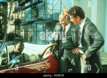 Déc 05, 1984 ; Los Angeles, CA, USA ; acteur Eddie Murphy stars comme Det. Axel Foley, John Ashton, le Sgt. John Taggart et juge REINHOLD comme Det. Billy Rosewood dans la comédie de la Paramount, "Beverly Hills Cop." réalisé par Martin Brest. Banque D'Images